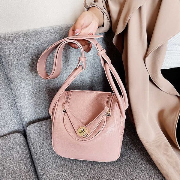 fashion personality women's bag new handbag classic fashion elegant one shoulder crossbody bag bags
fashion personality women's bag new handbag classic fashion elegant one shoulder crossbody bag bags