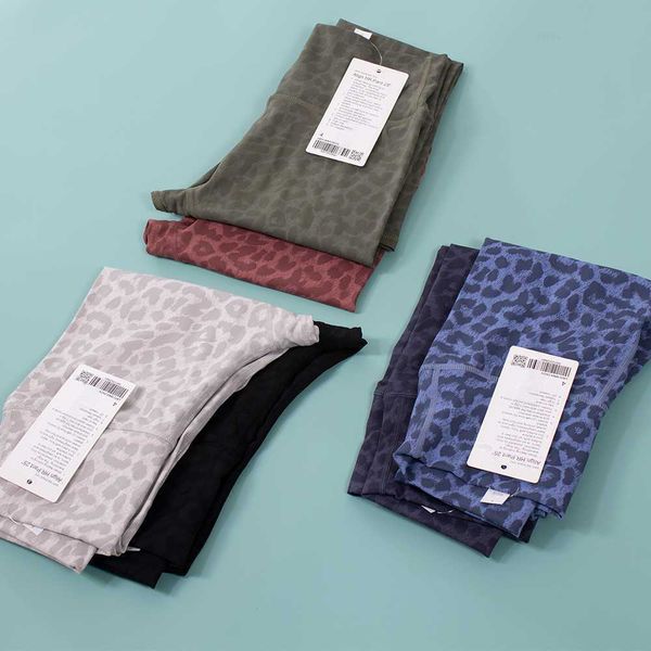 designerlu women seamless high waisted tummy control fitness running training gym tight seamless high stretch leopard print yoga pants 2023, Black;white
designerlu women seamless high waisted tummy control fitness running training gym tight seamless high stretch leopard print yoga pants 2023, Black;white
