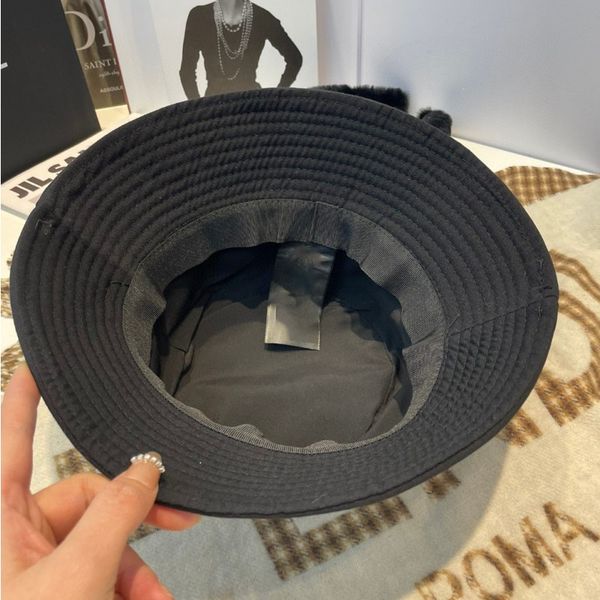 luxury bucker hat classic designer spring sunmmer style beanie hats men and women fashion universal knitted cap outdoor sun prevent skull ca, Blue;gray
luxury bucker hat classic designer spring sunmmer style beanie hats men and women fashion universal knitted cap outdoor sun prevent skull ca, Blue;gray