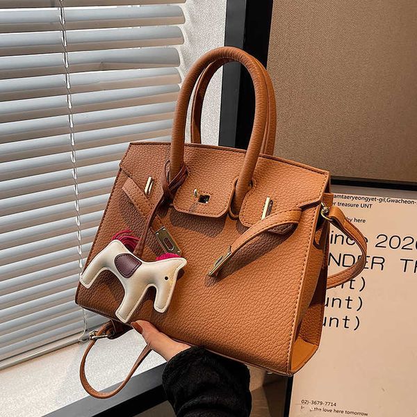 store clearance promotion handbag online export high class small bag 2023 autumn and winter new women's popular msenger foreign
store clearance promotion handbag online export high class small bag 2023 autumn and winter new women's popular msenger foreign