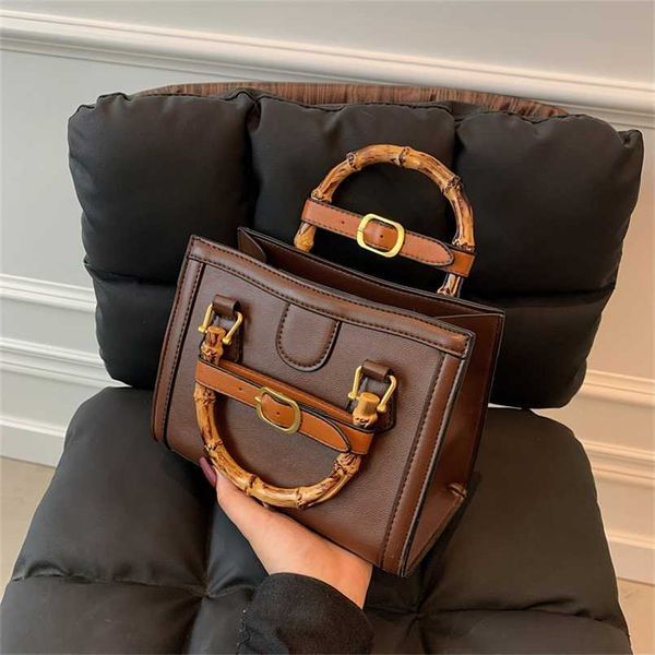 2023 bags clearance outlets cute designer flap bucket messenger bags women candy color shoulder bag handbags female totes hobos
2023 bags clearance outlets cute designer flap bucket messenger bags women candy color shoulder bag handbags female totes hobos