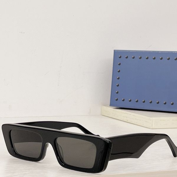 sunglasses for men women summer 1422 style anti-ultraviolet retro plate full frame fashion eyeglasses random box, White;black
sunglasses for men women summer 1422 style anti-ultraviolet retro plate full frame fashion eyeglasses random box, White;black
