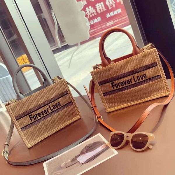 forever love women's beach bag leather woven handbag shoulder messenger bag fashion classic women's handbag 230209
forever love women's beach bag leather woven handbag shoulder messenger bag fashion classic women's handbag 230209