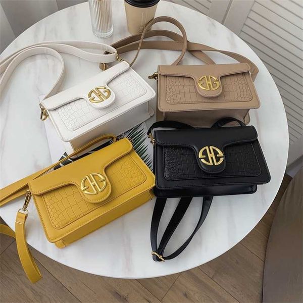2023 bags clearance outlets shoulder new fashion small square women's korean version foreign alligator cross bag
2023 bags clearance outlets shoulder new fashion small square women's korean version foreign alligator cross bag