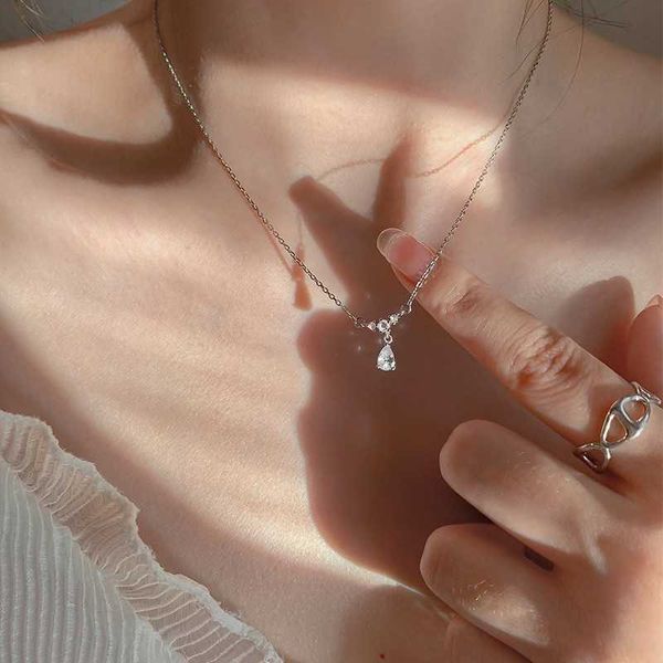 pendant necklaces han ins lucky temperament zircon water drop chain necklace for us wedding silver simple girlfriend gift aesthetic ornament
pendant necklaces han ins lucky temperament zircon water drop chain necklace for us wedding silver simple girlfriend gift aesthetic ornament