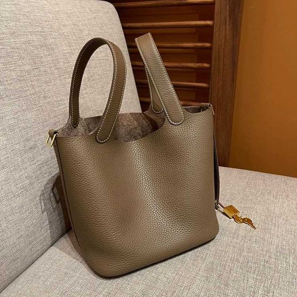 designer herme bags for women 2023 new h home togo layer cow skin litchi grain vegetable basket bucket lar
designer herme bags for women 2023 new h home togo layer cow skin litchi grain vegetable basket bucket lar
