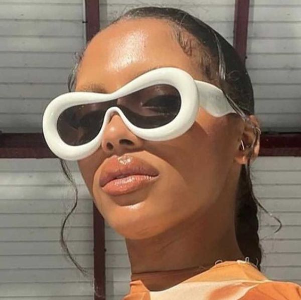 sunglasses one-piece cute bubble sunglasses new punk personality makron sunglasses women fashion sunglasses party shades uv400 eyewear g2302, White;black
sunglasses one-piece cute bubble sunglasses new punk personality makron sunglasses women fashion sunglasses party shades uv400 eyewear g2302, White;black