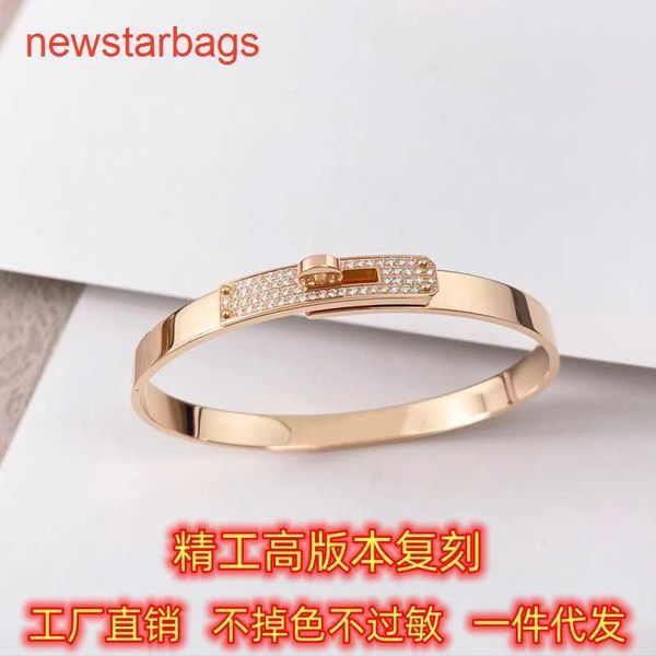 herme designer bracelets online store seiko high version replica s925 sterling silver h family full diamond classic semi, Golden;silver
herme designer bracelets online store seiko high version replica s925 sterling silver h family full diamond classic semi, Golden;silver