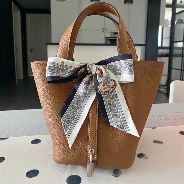 designer herme bags for women 2023 new h family vegetable basket fully hand-stitched lychee grain tc cow leath
designer herme bags for women 2023 new h family vegetable basket fully hand-stitched lychee grain tc cow leath