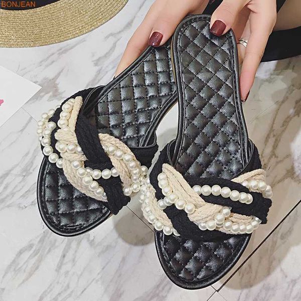 slippers new summer women fashion pearl decoration casual lady feminine open toe woman mujer mules slides flat slippers beach shoes g230206, Black
slippers new summer women fashion pearl decoration casual lady feminine open toe woman mujer mules slides flat slippers beach shoes g230206, Black