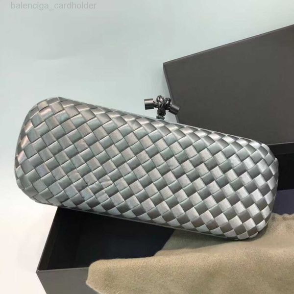 minaudiere venetas knot clutch bags designer woman foulard intreccio leather minaudiere purses magnetic frame closure clutches single compar
minaudiere venetas knot clutch bags designer woman foulard intreccio leather minaudiere purses magnetic frame closure clutches single compar