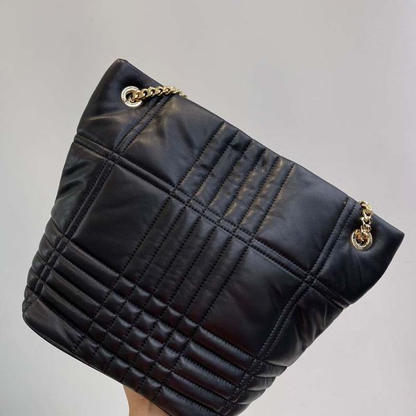 luxurys designer bags tote bag handbag shoulder bag with box large capacity leather purse fashion designer handbags shopping bag evening acc
luxurys designer bags tote bag handbag shoulder bag with box large capacity leather purse fashion designer handbags shopping bag evening acc