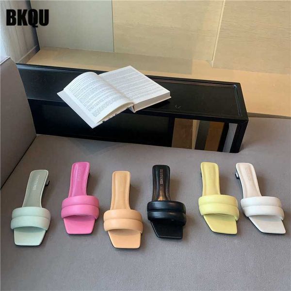 slippers 2022 new summer women slippers square toe kitten heels ladies fashion low heels elegant female slides dress shoes outside design g2, Black
slippers 2022 new summer women slippers square toe kitten heels ladies fashion low heels elegant female slides dress shoes outside design g2, Black