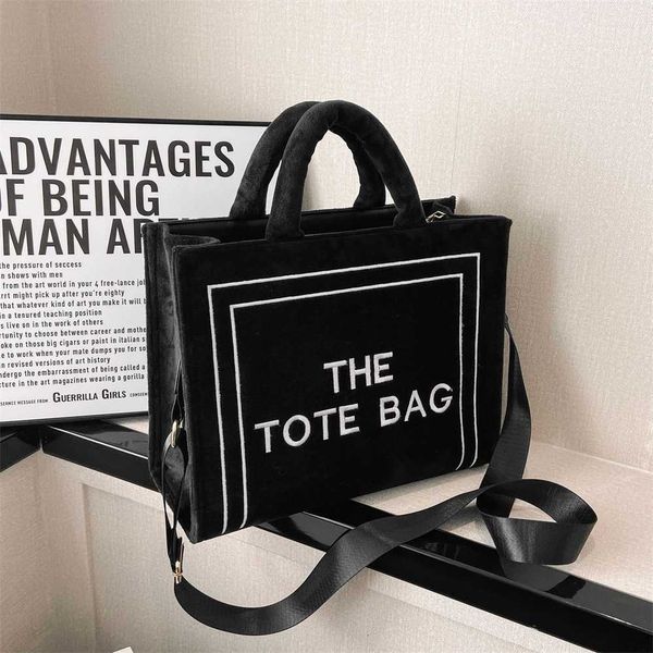 designer handbag store 60% off bag autumn new plush small square trend set one shoulder women's bag
designer handbag store 60% off bag autumn new plush small square trend set one shoulder women's bag