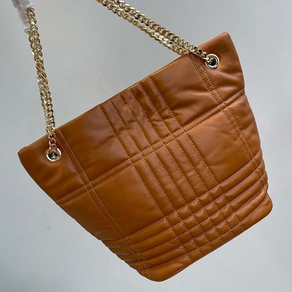 quality luxurys designers bags purse woman fashion shoulder bags quality letter lady shopping bags fashion handbags women hand lady purse ha
quality luxurys designers bags purse woman fashion shoulder bags quality letter lady shopping bags fashion handbags women hand lady purse ha