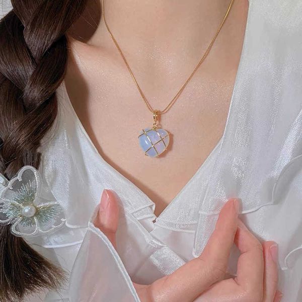 pendant new classic love necklace powder castle necklaces for teenage girls rose quartz crystal heart pandent opal jewelry 0206, Silver
pendant new classic love necklace powder castle necklaces for teenage girls rose quartz crystal heart pandent opal jewelry 0206, Silver