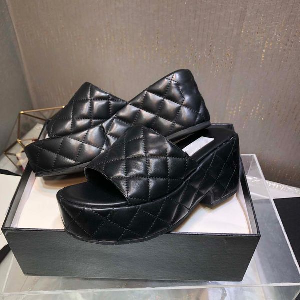 2023 women's luxury designer sandals thick sole slippers fashion summer sandals size 35 to 41, Black
2023 women's luxury designer sandals thick sole slippers fashion summer sandals size 35 to 41, Black