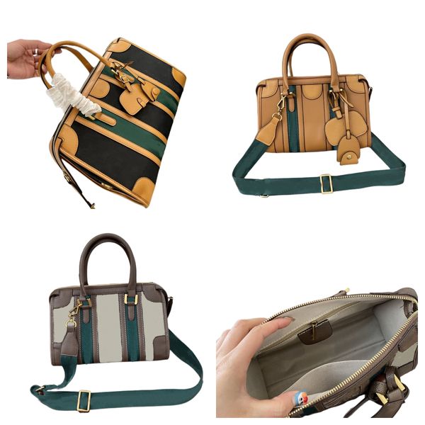 tote bag handbags with strap hobo purse fasion handbags designer luxury women purses with featuring iconic signasure
tote bag handbags with strap hobo purse fasion handbags designer luxury women purses with featuring iconic signasure