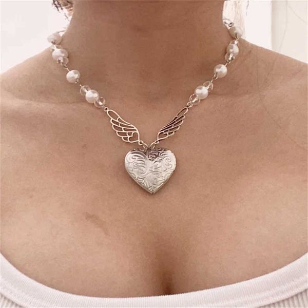 pendant necklaces clear white beaded necklace with angel wings faux pearls | heart locket 0206, Silver
pendant necklaces clear white beaded necklace with angel wings faux pearls | heart locket 0206, Silver