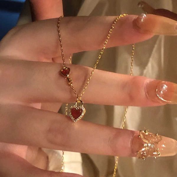necklaces french vintage zircon love pendant metal necklace women personality simple and versatile temperament fashion clavicle chain 0206, Silver
necklaces french vintage zircon love pendant metal necklace women personality simple and versatile temperament fashion clavicle chain 0206, Silver