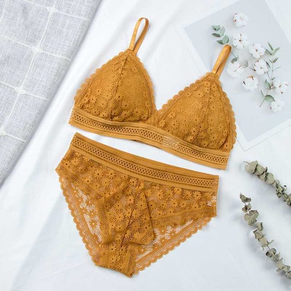 set women lace bra sets seamless underwear backless vest padded lette lingerie ultrathin brief female intimates y2302, Red;black
set women lace bra sets seamless underwear backless vest padded lette lingerie ultrathin brief female intimates y2302, Red;black