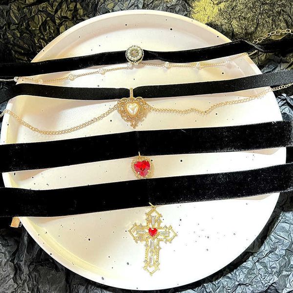 necklaces vintage kpop velvet black choker love heart pendant imitation pearls short chain necklace for women girls gifts party 0206, Silver
necklaces vintage kpop velvet black choker love heart pendant imitation pearls short chain necklace for women girls gifts party 0206, Silver