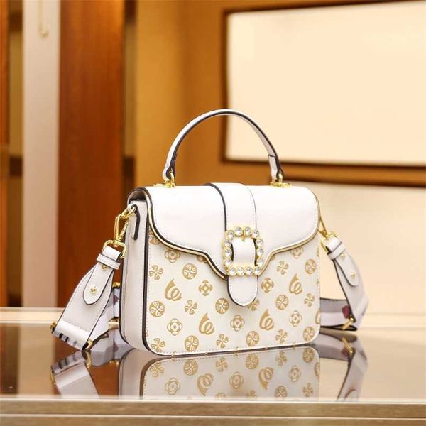 2023 bags clearance outlets french niche new fashion versatile portable one shoulder messenger bag texture women's bag
2023 bags clearance outlets french niche new fashion versatile portable one shoulder messenger bag texture women's bag