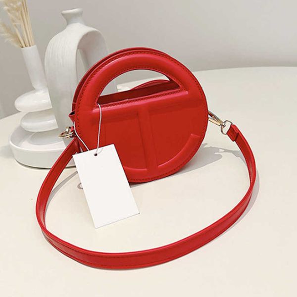 new bag women's american street version of small round bag tidal texture small crowd advanced single shoulder messenger bag
new bag women's american street version of small round bag tidal texture small crowd advanced single shoulder messenger bag