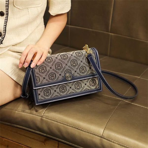 designer handbag store 60% off straight new leather canvas single shoulder diagonal casual fashion organ women's bag
designer handbag store 60% off straight new leather canvas single shoulder diagonal casual fashion organ women's bag