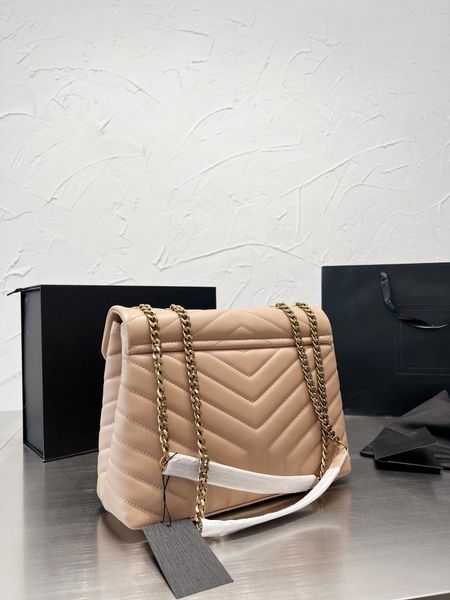 classic summer women's bag luxury designer bag chain strap single-shoulder cross-shoulder handheld fashion large capacity postman bag 5
classic summer women's bag luxury designer bag chain strap single-shoulder cross-shoulder handheld fashion large capacity postman bag 5