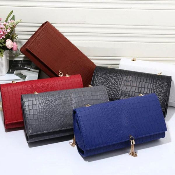 womens bags designer women leather handbags flap shoulder bag female stripe ladies brand imitation handbag wallets luxury letter logo packag
womens bags designer women leather handbags flap shoulder bag female stripe ladies brand imitation handbag wallets luxury letter logo packag