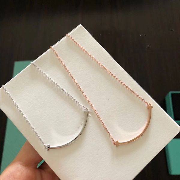 luxury pendant necklace s925 sterling silver oval smile shape charm short chain choker for women jewelry with box party gift wedding fashion
luxury pendant necklace s925 sterling silver oval smile shape charm short chain choker for women jewelry with box party gift wedding fashion
