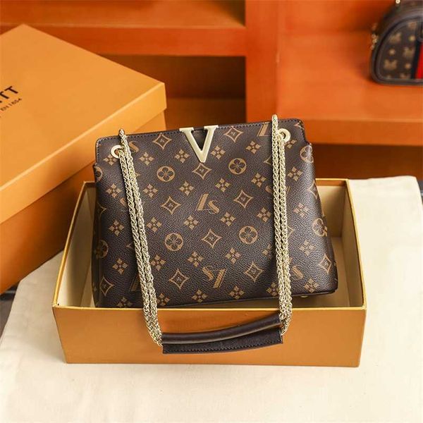 2023 bags clearance outlets new fashion women's underarm single shoulder hand chain messenger bag
2023 bags clearance outlets new fashion women's underarm single shoulder hand chain messenger bag