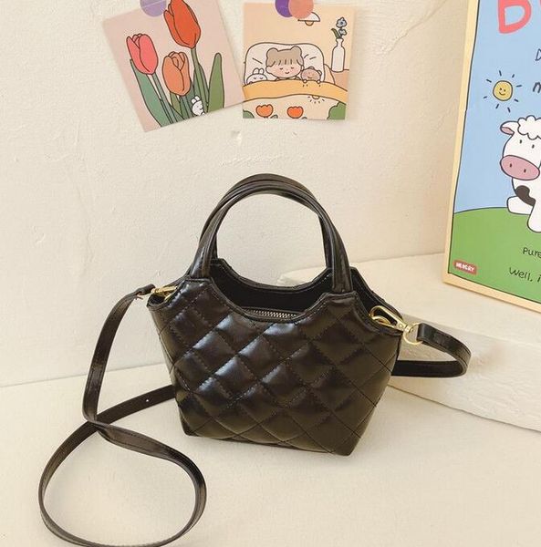 letter print children handbag 2023 girls coin purse fashion baby shoulder bags good selling, Black
letter print children handbag 2023 girls coin purse fashion baby shoulder bags good selling, Black