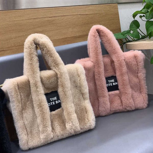2023 totes designer faux fur tote bag for women luxury handbags autumn winter plush shoulder crossbody bags brand shopper purses new 2023
2023 totes designer faux fur tote bag for women luxury handbags autumn winter plush shoulder crossbody bags brand shopper purses new 2023