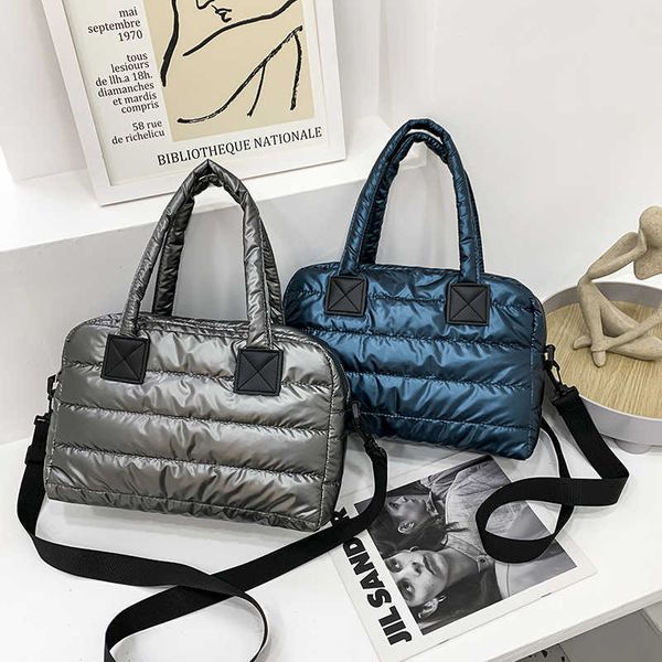 women's bag new winter large-capacity women's bag small crowd unique cotton clothes single shoulder messenger bag net red handbag
women's bag new winter large-capacity women's bag small crowd unique cotton clothes single shoulder messenger bag net red handbag