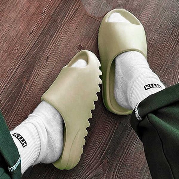 slippers summer 2022 slippers men women indoor eva high soft bottom sandals trend slides light beach shoes slippers home big size 46 g230206, Black
slippers summer 2022 slippers men women indoor eva high soft bottom sandals trend slides light beach shoes slippers home big size 46 g230206, Black