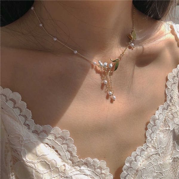 korean butterfly leaf white wind chime flower pendant necklace for women trendy clavicle chain choker necklaces jewelry gift 0206, Silver
korean butterfly leaf white wind chime flower pendant necklace for women trendy clavicle chain choker necklaces jewelry gift 0206, Silver