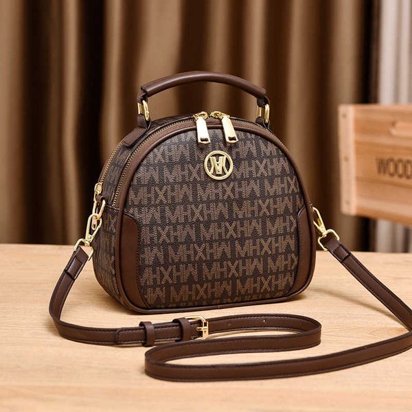 women's bag new autumn and winter fashion single shoulder messenger bag small round bag texture handbag women
women's bag new autumn and winter fashion single shoulder messenger bag small round bag texture handbag women