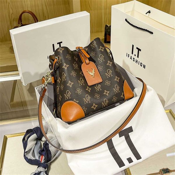 designer handbag store 60% off zhigushu brand women's autumn and winter new fashion versatile bucket single shoulder crossbody bag
designer handbag store 60% off zhigushu brand women's autumn and winter new fashion versatile bucket single shoulder crossbody bag