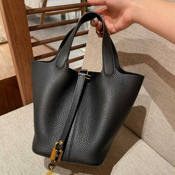 designer herme bags for women 2023 new home h togo layer cowhide litchi pattern vegetable basket bucket ba
designer herme bags for women 2023 new home h togo layer cowhide litchi pattern vegetable basket bucket ba