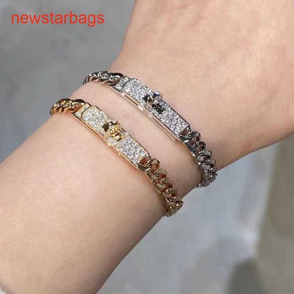 herme designer bracelets online store rose gold and silver full diamond thick chain cuban bracelet lovers men women's pig nose, Golden;silver
herme designer bracelets online store rose gold and silver full diamond thick chain cuban bracelet lovers men women's pig nose, Golden;silver