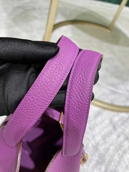 original edition 7a h home designer picotin lock bags 2023 new h family semihandmade wax thread vegetable basket childrens head cover cowhid
original edition 7a h home designer picotin lock bags 2023 new h family semihandmade wax thread vegetable basket childrens head cover cowhid