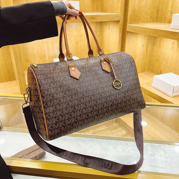 luggage women's travel bag new fashion outdoor portable storage bag texture large capacity shoulder bag
luggage women's travel bag new fashion outdoor portable storage bag texture large capacity shoulder bag