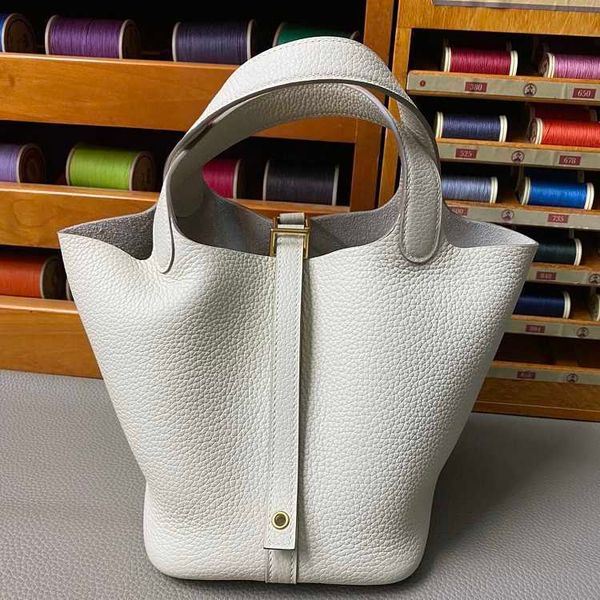 designer herme bags for women director sews wax thread by hand h family vegetable basket women's portable buck
designer herme bags for women director sews wax thread by hand h family vegetable basket women's portable buck