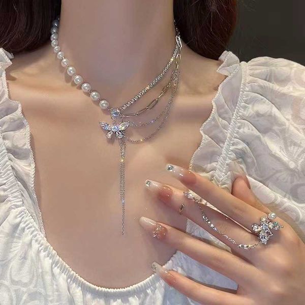 s luxury pearl korean fashion crystal necklace for women cute butterfly pendant valentine's day gift designer jewelry 0206, Silver
s luxury pearl korean fashion crystal necklace for women cute butterfly pendant valentine's day gift designer jewelry 0206, Silver