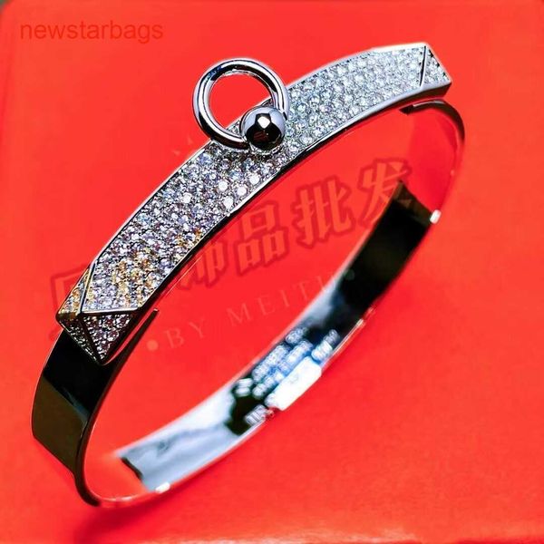 herme designer bracelets online store purchase h family's same full sky star pig nose bracelet boutique diamond fashion 100 styles, Golden;silver
herme designer bracelets online store purchase h family's same full sky star pig nose bracelet boutique diamond fashion 100 styles, Golden;silver