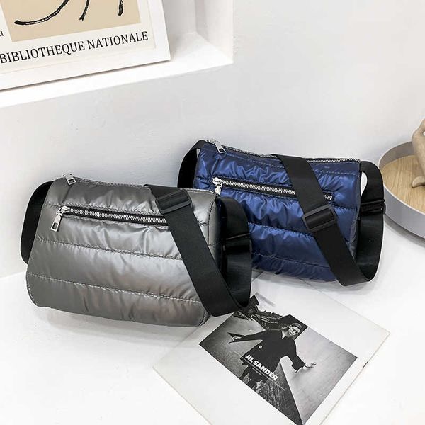 large capacity cotton suit bag new autumn and winter women's bag version versatile fashion space down single shoulder pillow bag
large capacity cotton suit bag new autumn and winter women's bag version versatile fashion space down single shoulder pillow bag