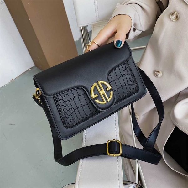 designer handbag store 60% off bag new korean style versatile one shoulder women's chaowang red small square bag
designer handbag store 60% off bag new korean style versatile one shoulder women's chaowang red small square bag