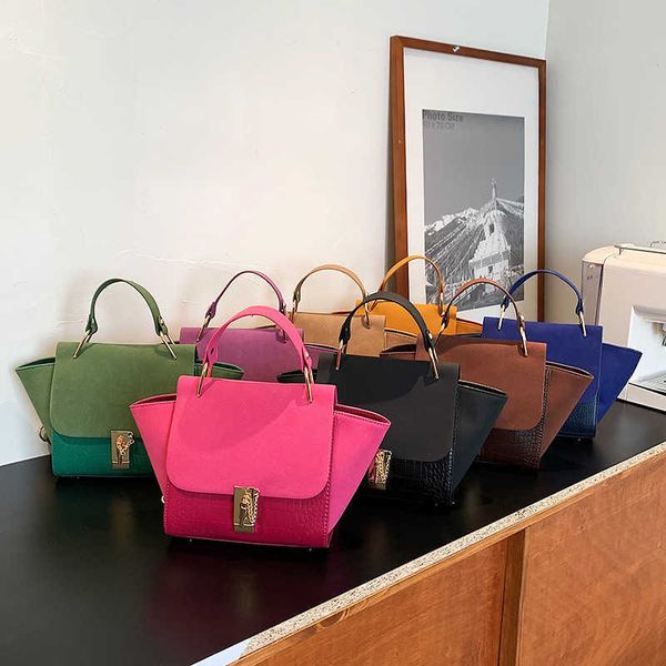fashionable stone pattern small square bag with simple texture and frosted large capacity handbag chain messenger bag
fashionable stone pattern small square bag with simple texture and frosted large capacity handbag chain messenger bag